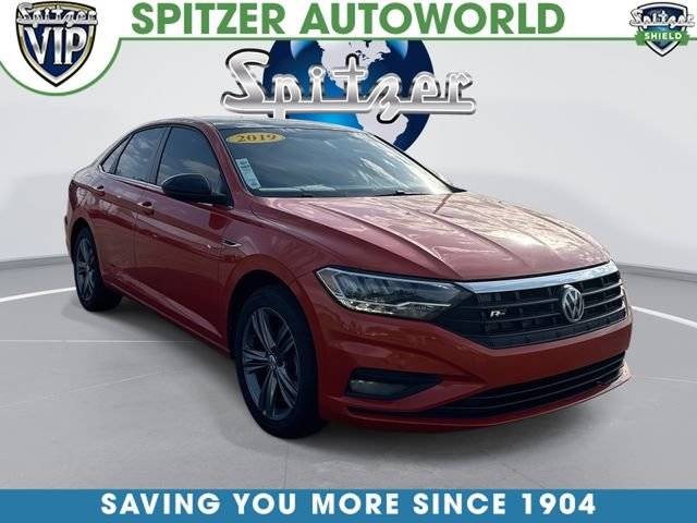 2019 Volkswagen Jetta R-Line FWD photo