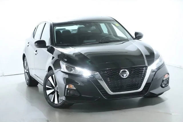 2019 Nissan Altima 2.5 SV FWD photo