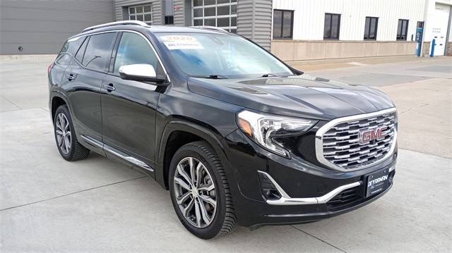 2020 GMC Terrain Denali AWD photo