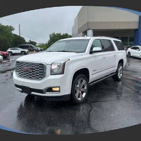2019 GMC Yukon XL Denali RWD photo