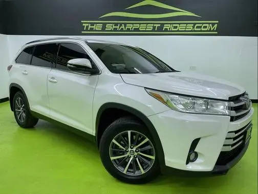 2019 Toyota Highlander XLE AWD photo