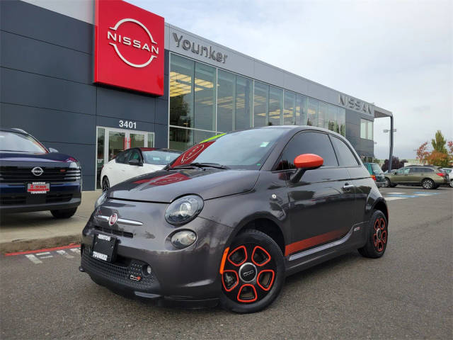 2019 FIAT 500e  FWD photo