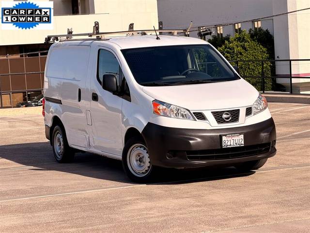 2019 Nissan NV200 S FWD photo