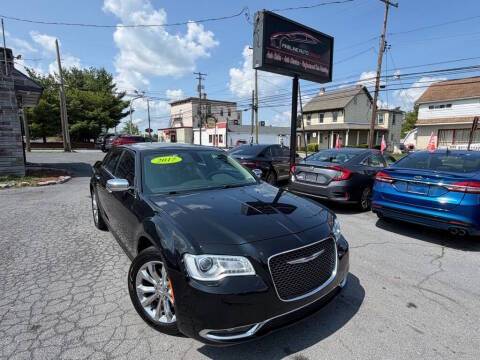 2017 Chrysler 300 300C AWD photo