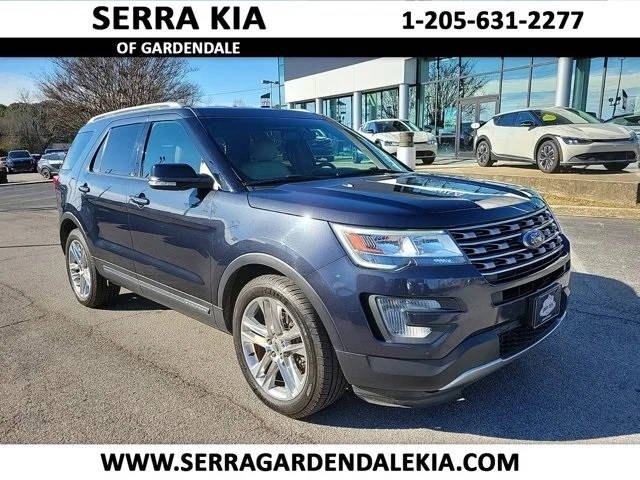 2017 Ford Explorer XLT FWD photo