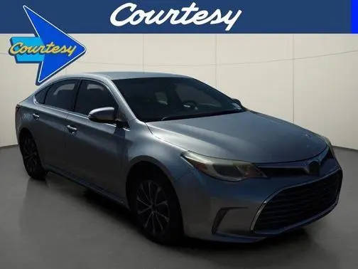 2018 Toyota Avalon XLE FWD photo