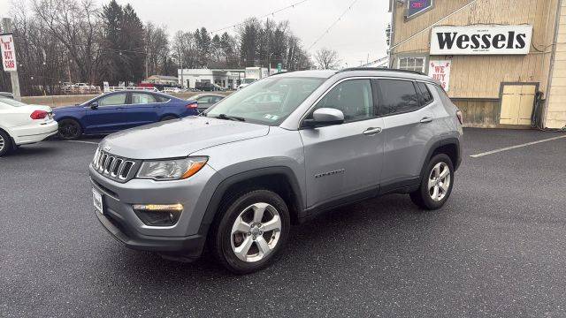 2019 Jeep Compass Latitude 4WD photo