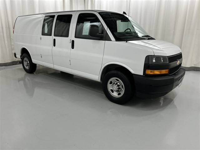 2019 Chevrolet Express Cargo  RWD photo