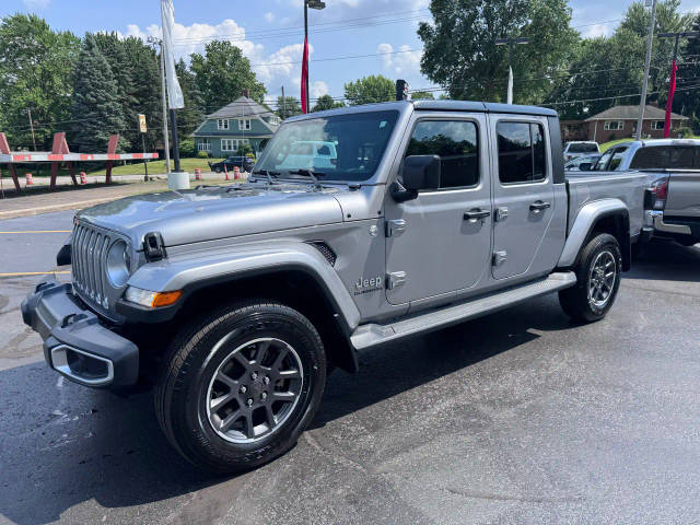 2020 Jeep Gladiator Overland 4WD photo