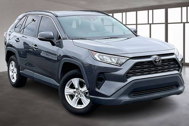 2019 Toyota RAV4 XLE FWD photo