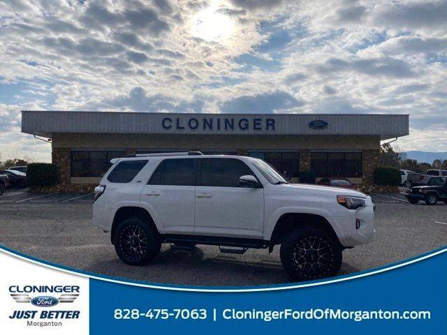 2019 Toyota 4Runner SR5 Premium 4WD photo