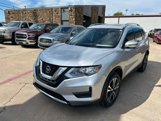 2019 Nissan Rogue SV FWD photo