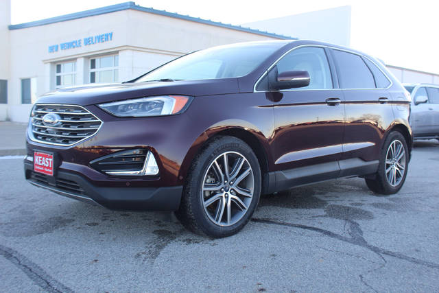2019 Ford Edge Titanium AWD photo