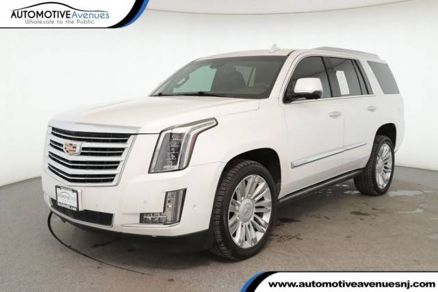 2019 Cadillac Escalade Platinum 4WD photo