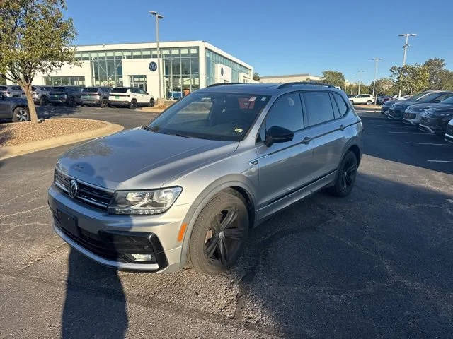 2019 Volkswagen Tiguan SEL R-Line Black FWD photo
