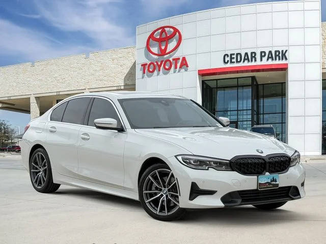 2019 BMW 3 Series 330i RWD photo