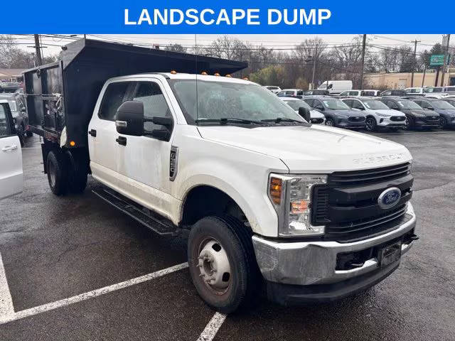 2019 Ford F-350 Super Duty XL 4WD photo