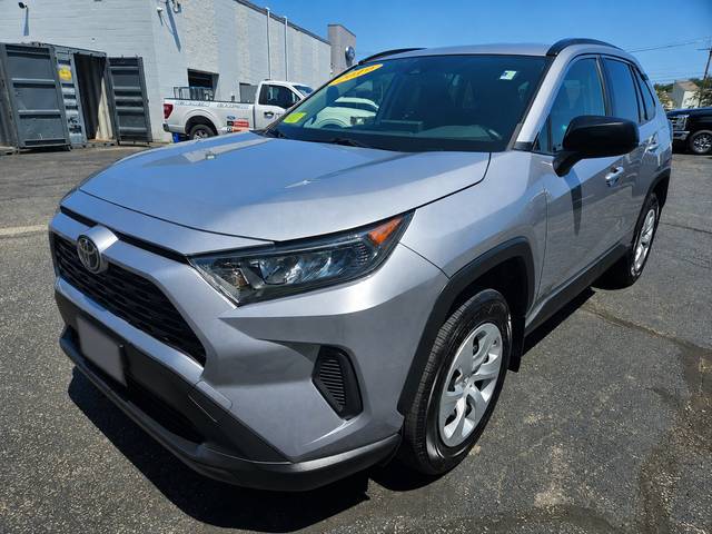 2019 Toyota RAV4 LE AWD photo