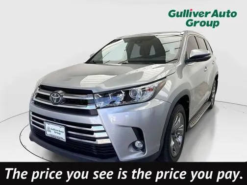 2019 Toyota Highlander Limited Platinum FWD photo