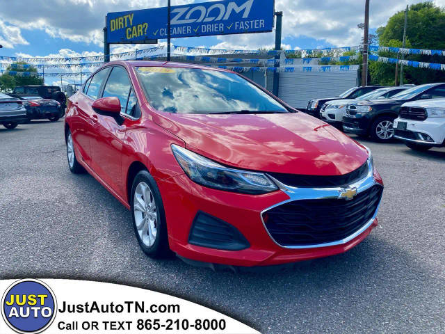 2019 Chevrolet Cruze LT FWD photo
