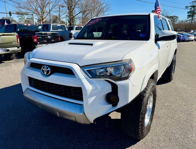2019 Toyota 4Runner TRD Off Road 4WD photo