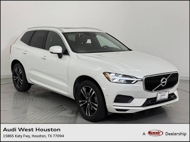 2019 Volvo XC60 Momentum AWD photo