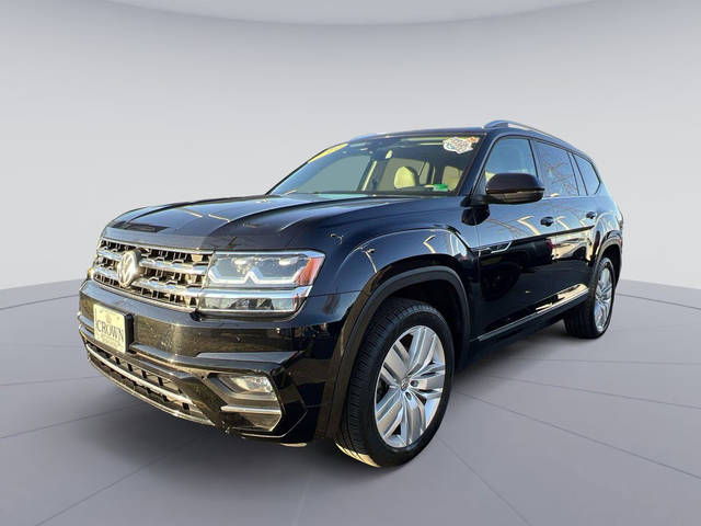 2019 Volkswagen Atlas 3.6L V6 SE w/Technology R-Line AWD photo