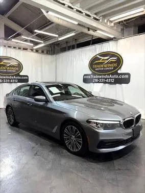 2019 BMW 5 Series 530i xDrive AWD photo