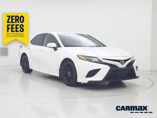 2019 Toyota Camry SE FWD photo