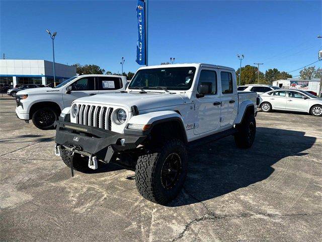 2020 Jeep Gladiator Overland 4WD photo