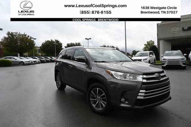 2019 Toyota Highlander XLE AWD photo