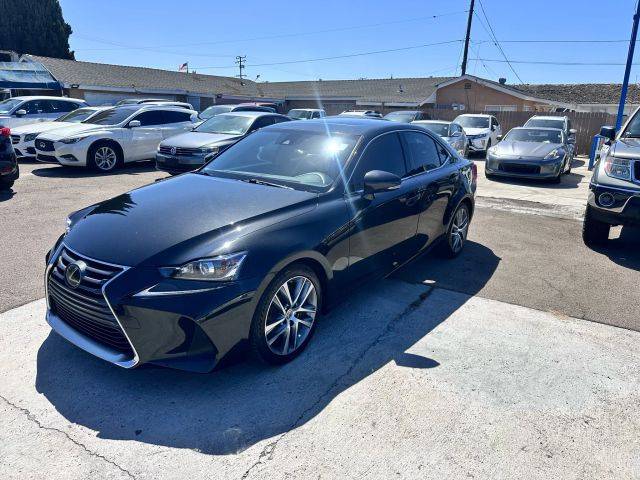 2019 Lexus IS IS 300 RWD photo
