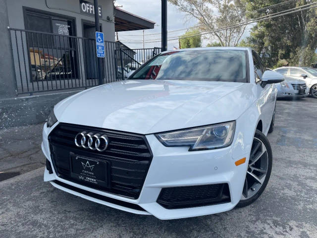 2019 Audi A4 Titanium Premium FWD photo