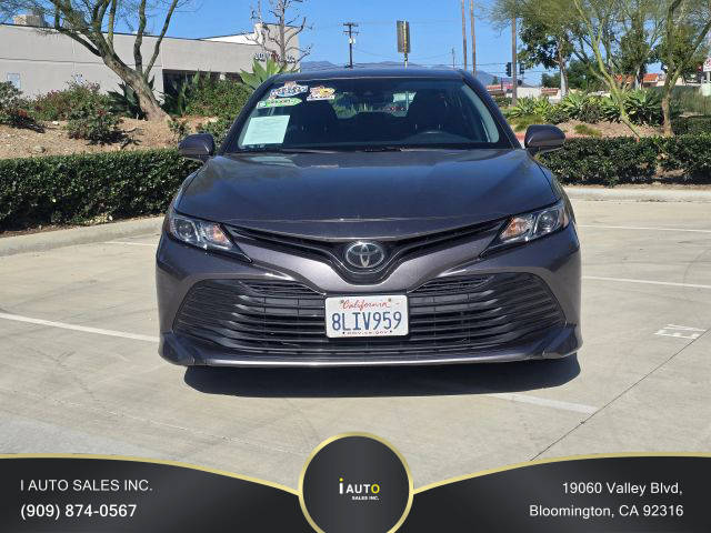 2019 Toyota Camry LE FWD photo