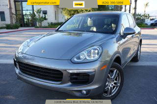 2017 Porsche Cayenne S AWD photo