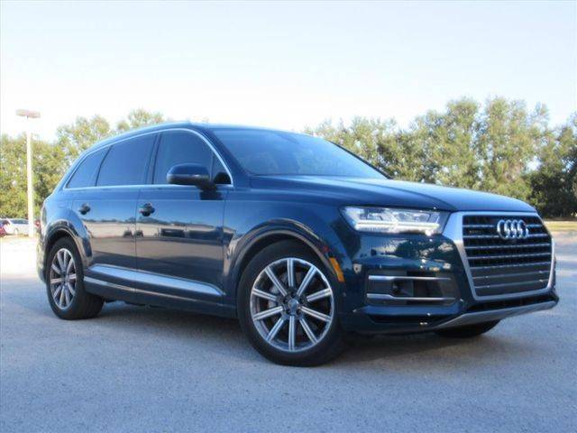 2019 Audi Q7 SE Premium Plus AWD photo