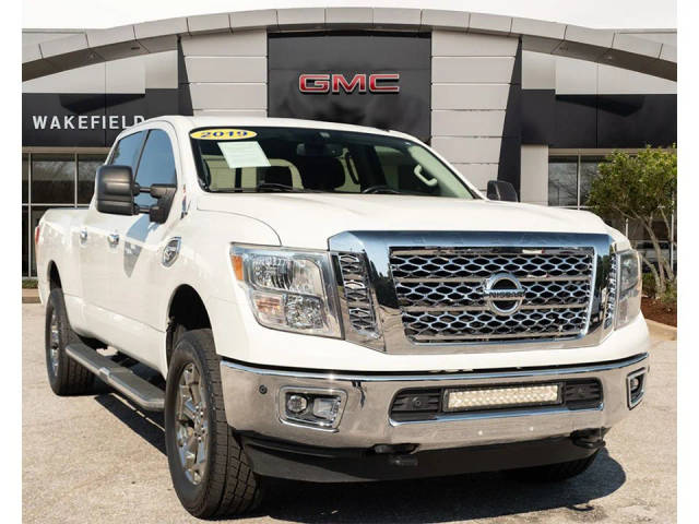 2019 Nissan Titan XD SV 4WD photo
