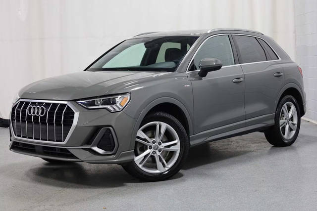 2019 Audi Q3 S line Premium Plus AWD photo