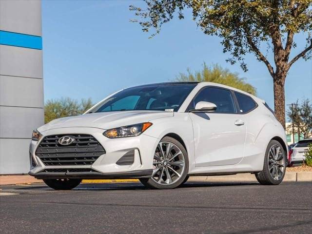 2020 Hyundai Veloster 2.0 Premium FWD photo