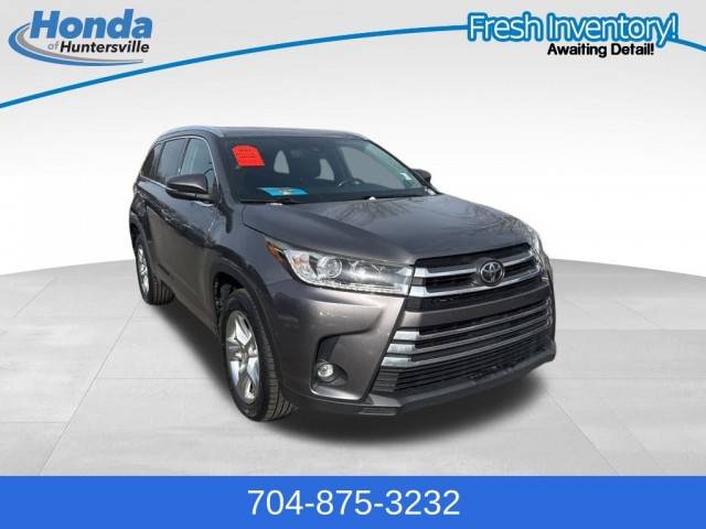 2019 Toyota Highlander Limited FWD photo