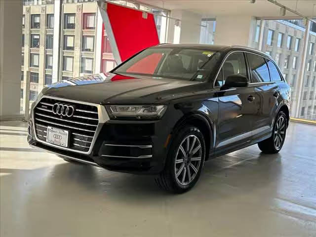 2019 Audi Q7 Premium Plus AWD photo