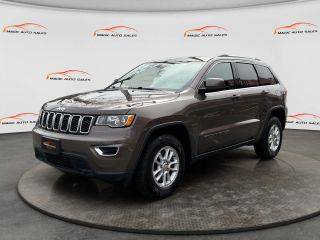 2019 Jeep Grand Cherokee Laredo E 4WD photo