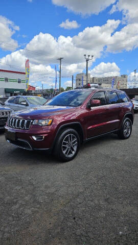2019 Jeep Grand Cherokee Altitude 4WD photo