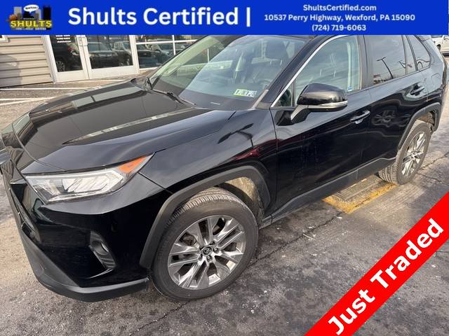 2019 Toyota RAV4 XLE Premium AWD photo