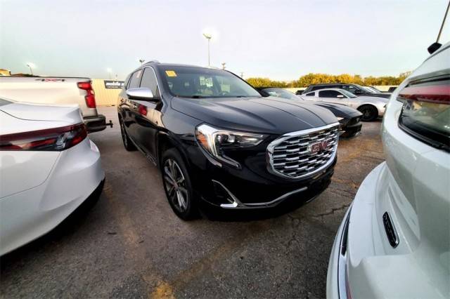 2020 GMC Terrain Denali FWD photo