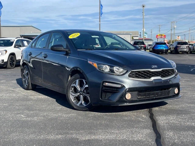 2019 Kia Forte LXS FWD photo