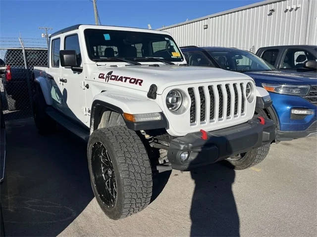 2020 Jeep Gladiator Overland 4WD photo