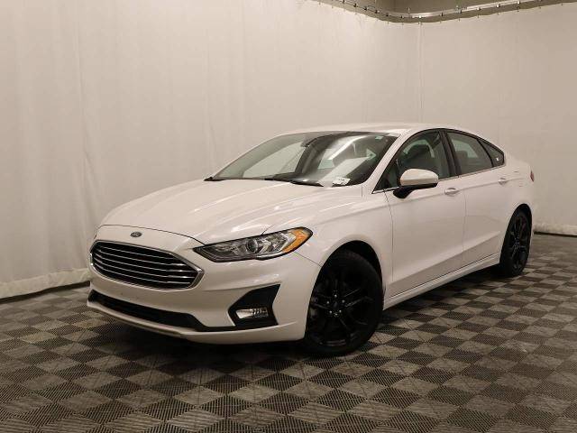 2019 Ford Fusion SE FWD photo