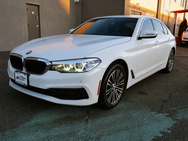 2019 BMW 5 Series 530i xDrive AWD photo