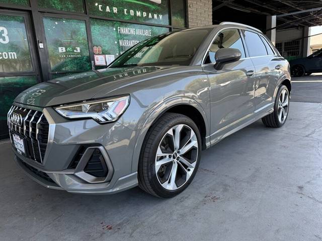 2019 Audi Q3 S line Premium Plus AWD photo